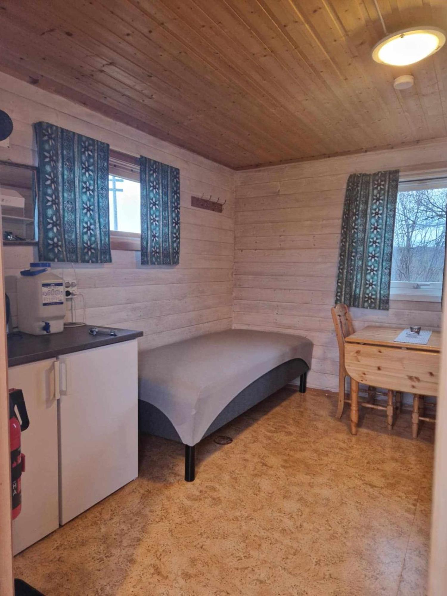 Bungalaven Lodge As Borselv Ngoại thất bức ảnh